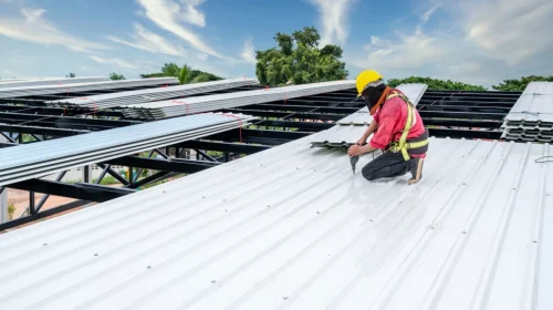 12-Professional-roofers-during-a-commercial-roof-replacement.-1030x687-1